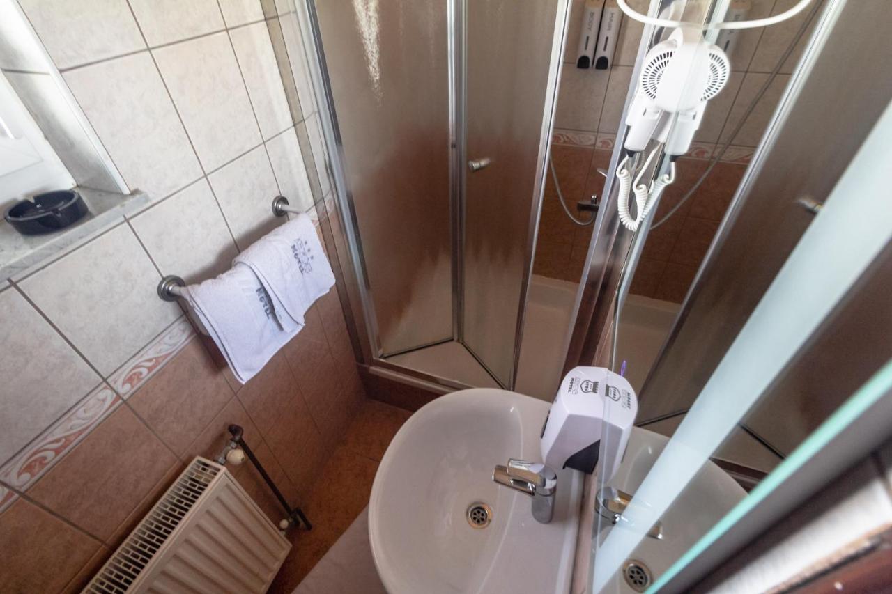 Motel Atos Laktasi Luaran gambar
